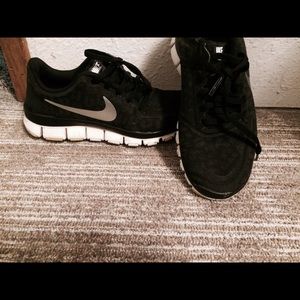 Women's Nike free 5.0