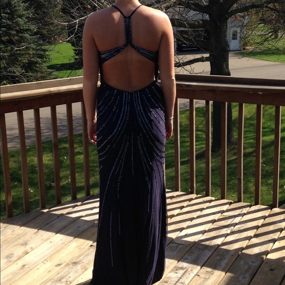 Prom dress - Picture 2 of 3