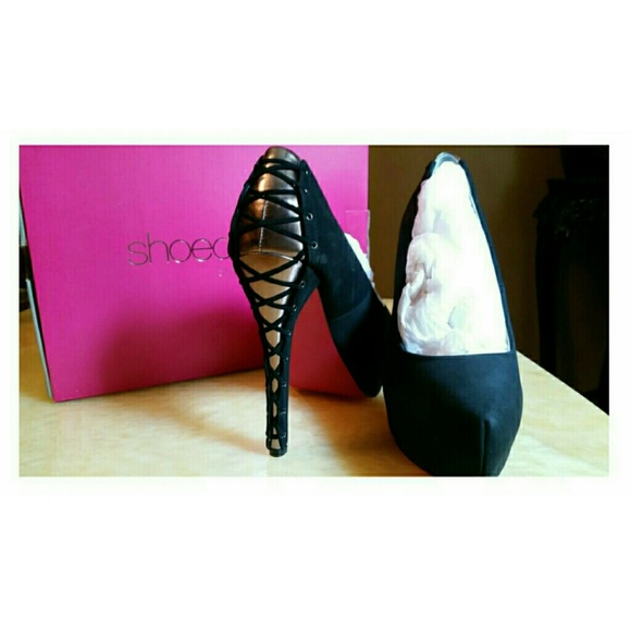 ☀ Shoe Dazzle Black Corset Pumps ☀ - Picture 1 of 3
