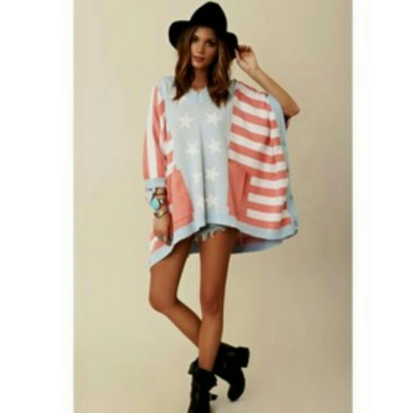 “SALE” Mad Love Eureka Poncho size m~l
