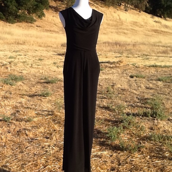 Ronnie Nicole Jumpsuit. Bundled for Jennifer. - Picture 4 of 4