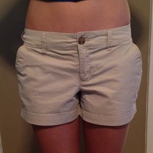 Old Navy Kaki 3.5" Shorts