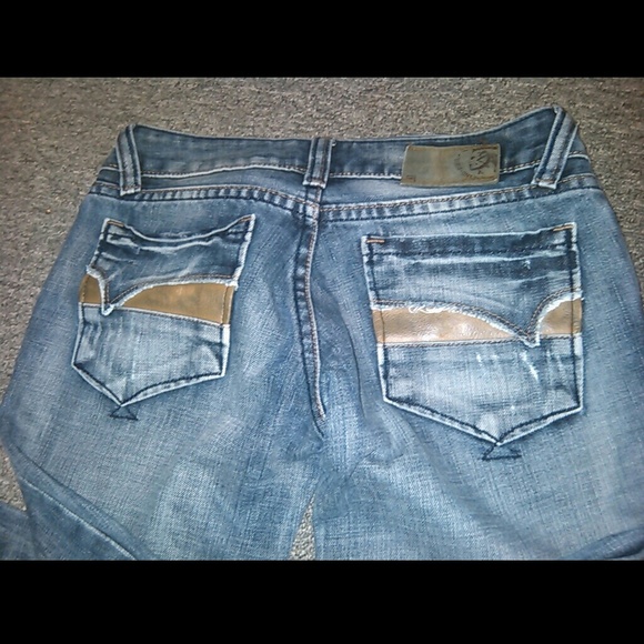 Jeans - Picture 2 of 4