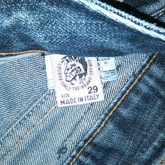 Jeans - Picture 3 of 4
