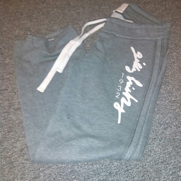 Grey sweatpant Capris - Picture 1 of 2