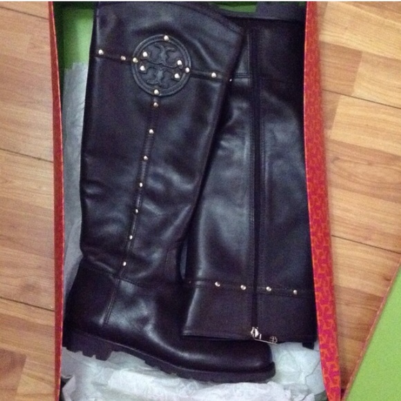 Tb boots