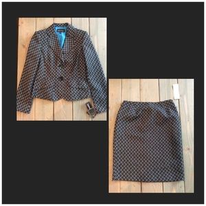 Beautiful Isabel & Nina 2 piece skirt suit! NWT!