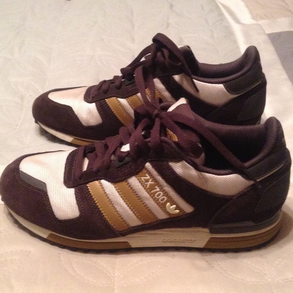 Brown Adidas men's shoes