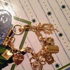 Micheal kors bracelet