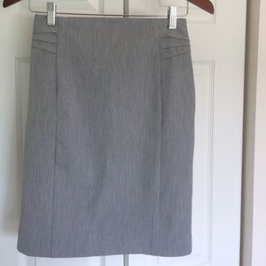 Express brand new grey skirt sz 2