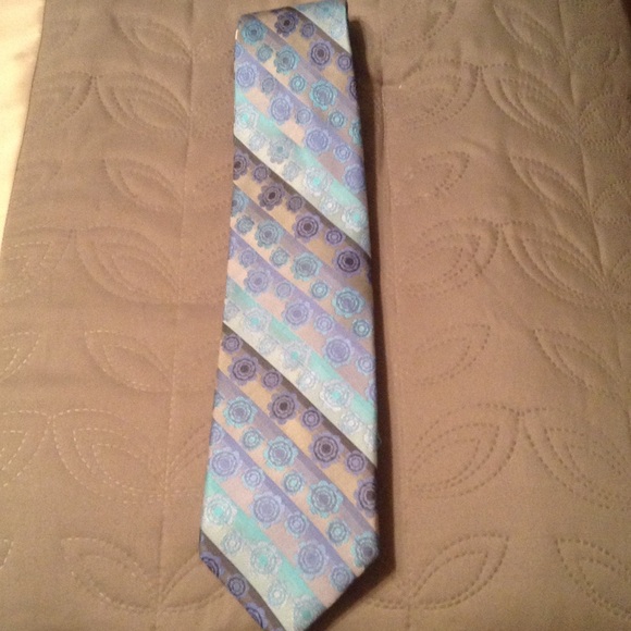 All blues tie - Picture 1 of 2