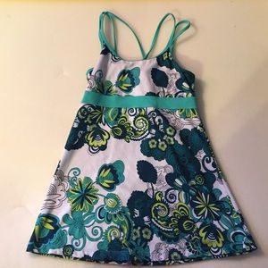 Stretchy summer, workout, or traveling shirt