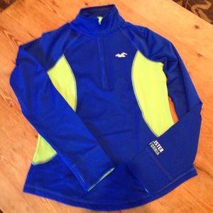 SOLD in bundle: Hollister half zip pullover, sz L