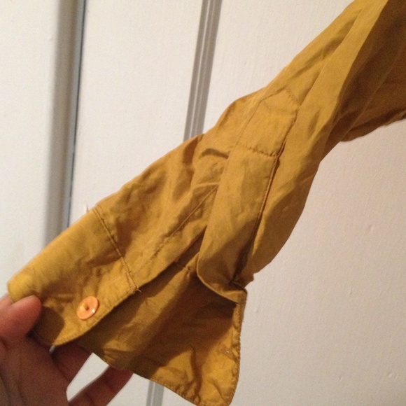 Vintage 100% Silk Blouse - Picture 3 of 3