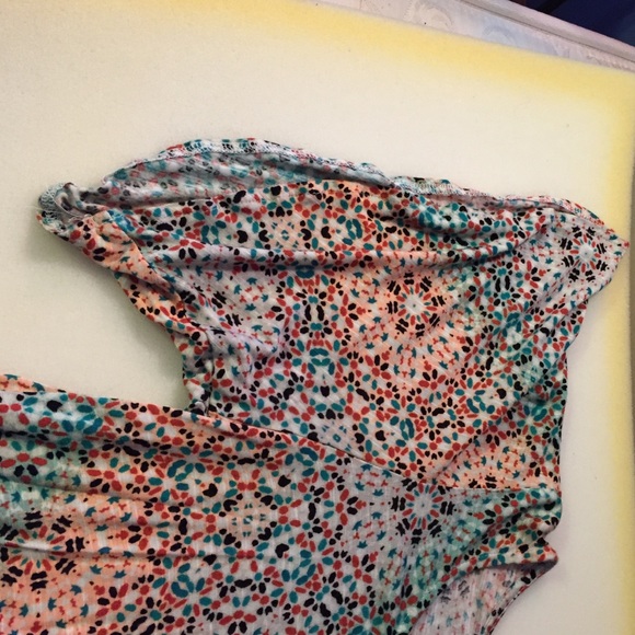 Crop Top - Picture 3 of 3