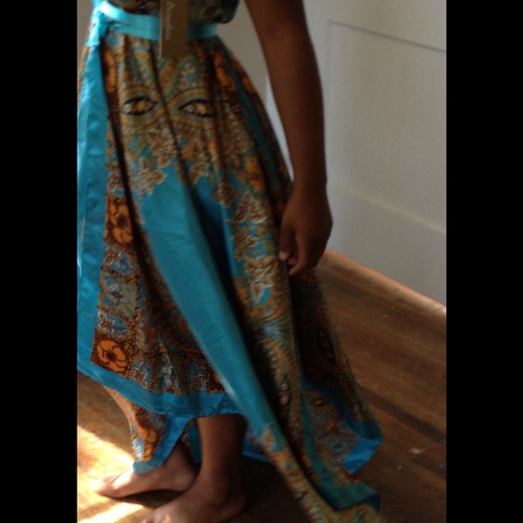 NWT Paisley Handkerchief Maxi Dress - Picture 4 of 4