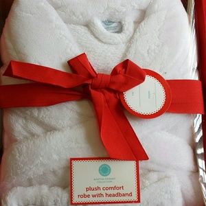 White Plush robe with headband