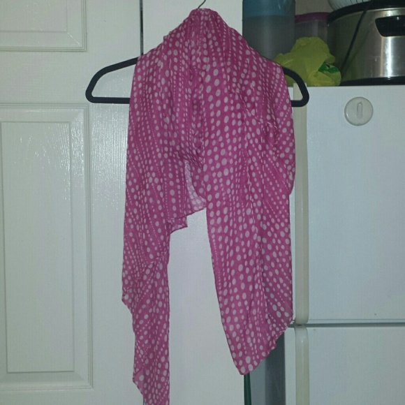 Lane Bryant Accessories - ⏳FINAL HOURS Lane Bryant Pink Scarf / Wrap
