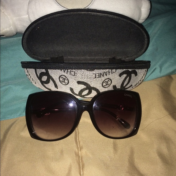 Oversized sunglasses