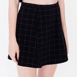 Small Black w/ White Grid skirt American apparel