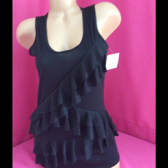 NWT Apostrophe Ruffle Tank Top Large