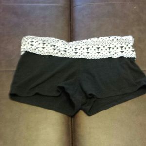 Tribal pront yoga shorts