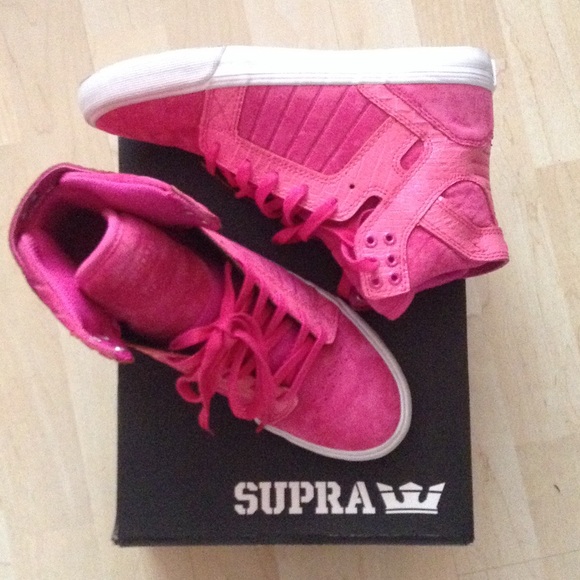Pink Party Supra. (SOLD) - Picture 2 of 4