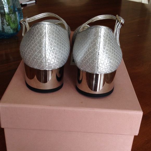 Dolce & Gabbana Metallic Pumps - Picture 2 of 4