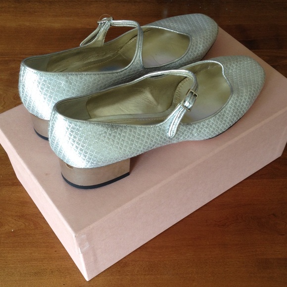 Dolce & Gabbana Metallic Pumps - Picture 3 of 4