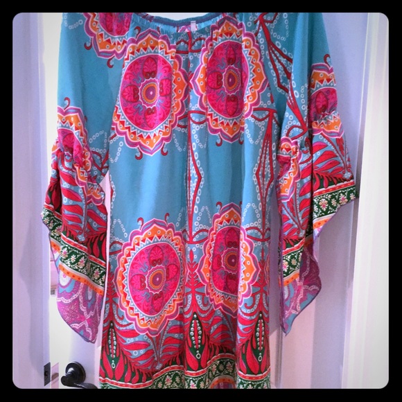 Darling tunic or dress.   NWOT. NEVER WORN.