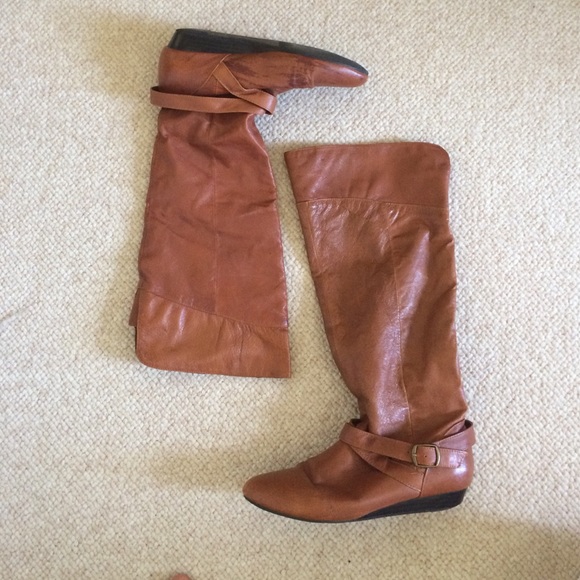 Cognac genuine leather wedge boots