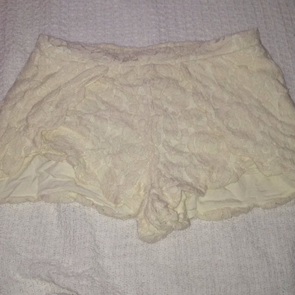 Lace shorts