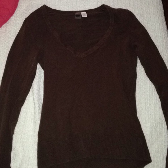 Brown sweater