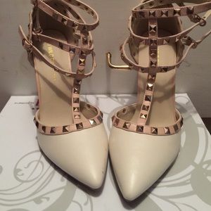 Bnib Rock stud pumps