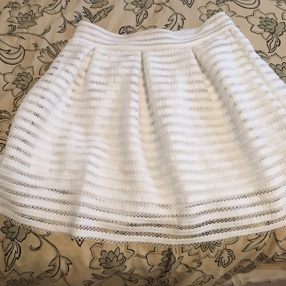 Cute white umbrella skirt