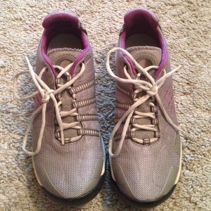 Columbia sneakers