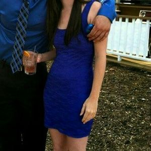 Cute blue floral lace dress MAKE AN OFFER!