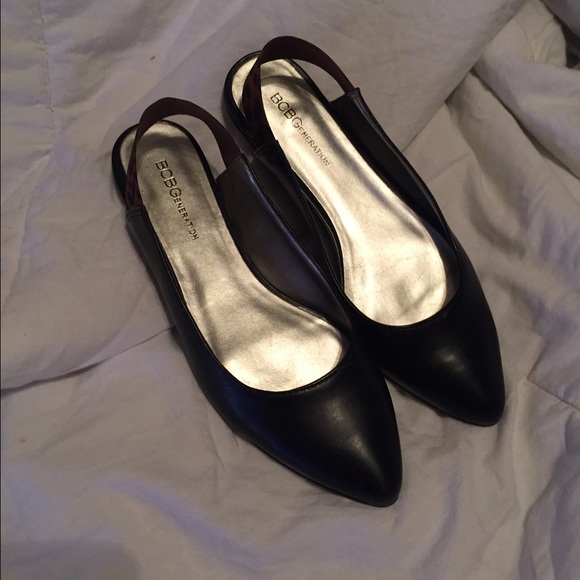 BCBGeneration flats - Picture 1 of 3