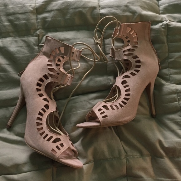 Just Fab Size 9 Nude Heels