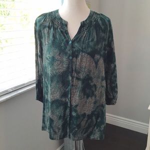 The Limited 3/4 Length Sleeve Teal Pattern Blouse