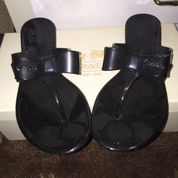 💯% authentic coach jelly sandal