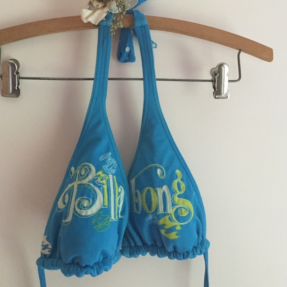 REVERSIBLE Billabong Bakini top
