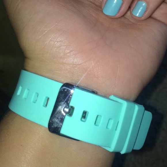 TRADED American Eagle mint watch - Picture 2 of 3