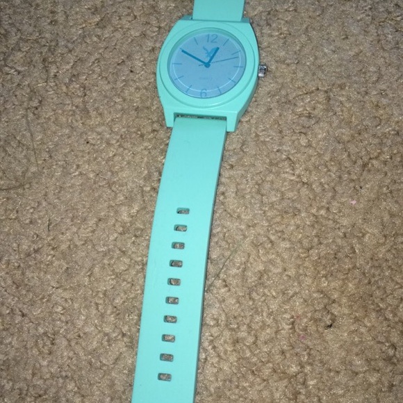 TRADED American Eagle mint watch - Picture 3 of 3