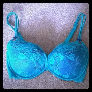 Victoria's Secret Lace Turquoise and Purple Bra!