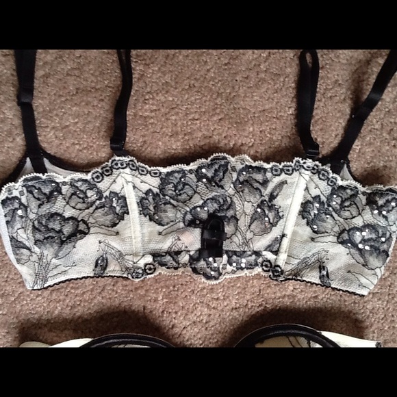 Sold - Picture 2 of 4