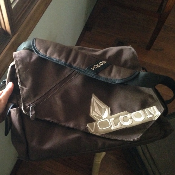 Over the shoulder Volcom backpack