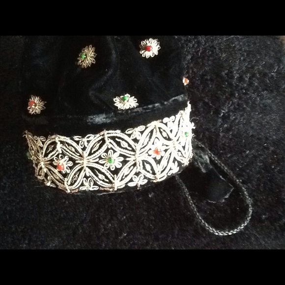 Bundle - Picture 2 of 4