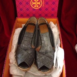NEW TORY BURCH ESPADRILLE Wedges  - black w silver