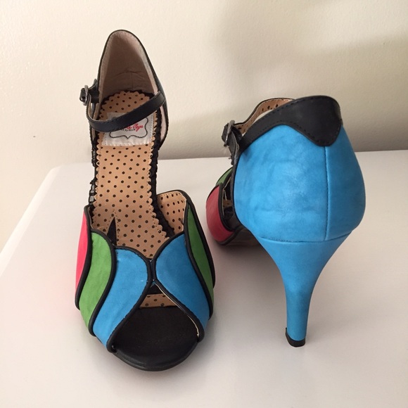 Bettie Page Burlesque Multi Color Pumps - Picture 2 of 4